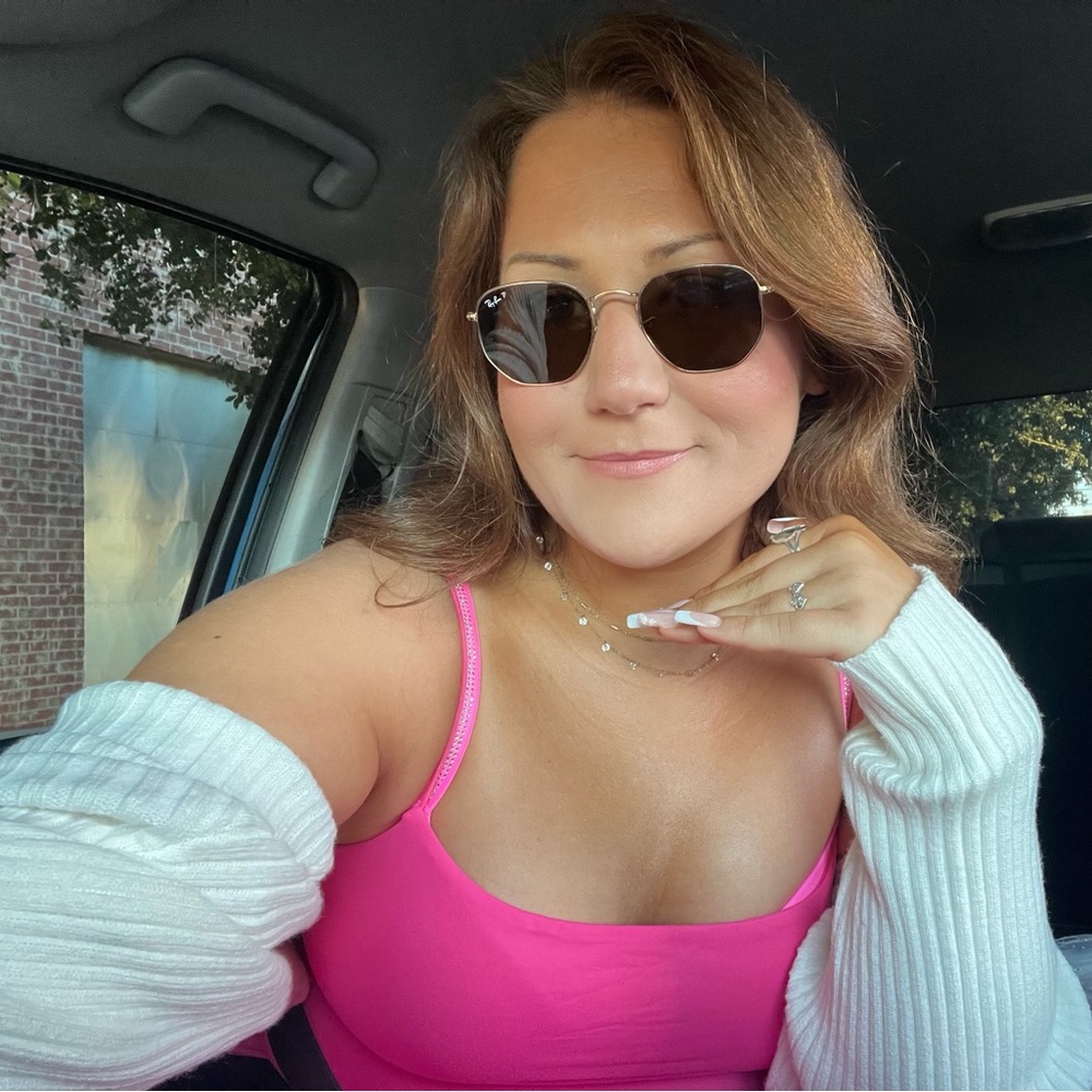 Meet your Posher, Nicole